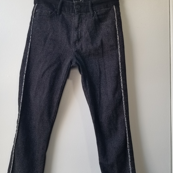 Mother High Rise Looker Diamond in The Rough Jeans - Picture 9 of 12